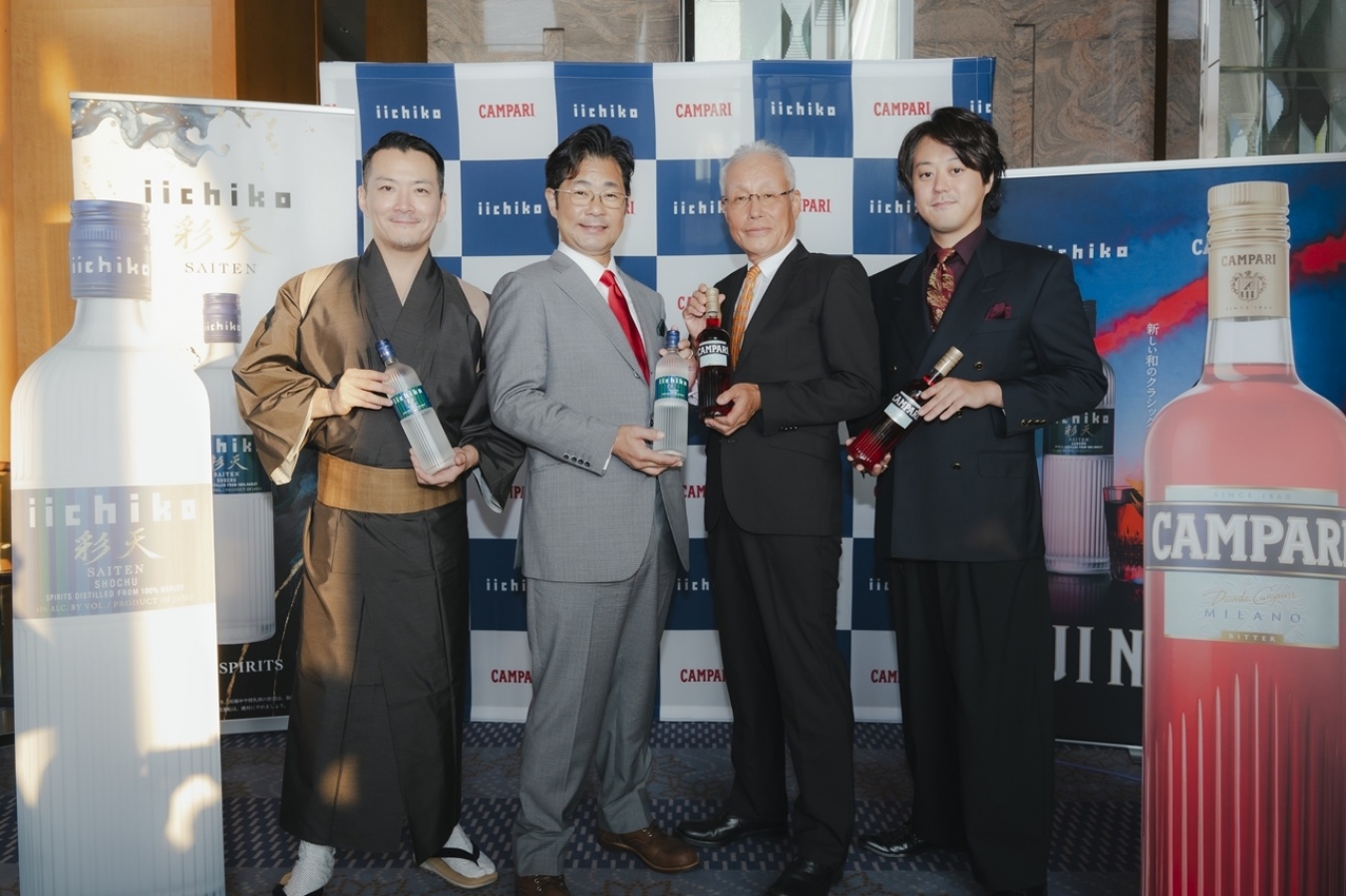 左から、後閑さん、西さん、阿部さん、小川さん。